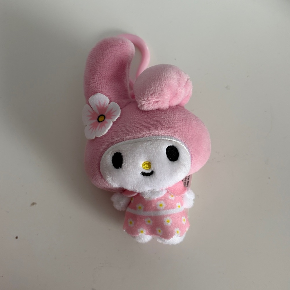 Hello Kitty Keychain Bundle - Picture 6 of 9